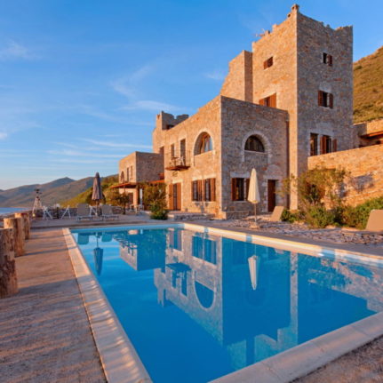 Aegila boutique hotel
