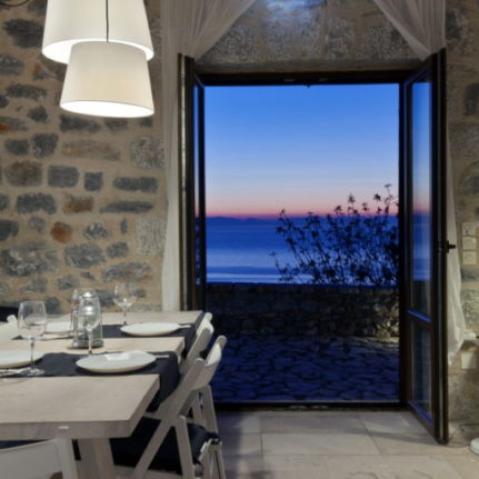 εστιατόριο με θέα την θάλασσα